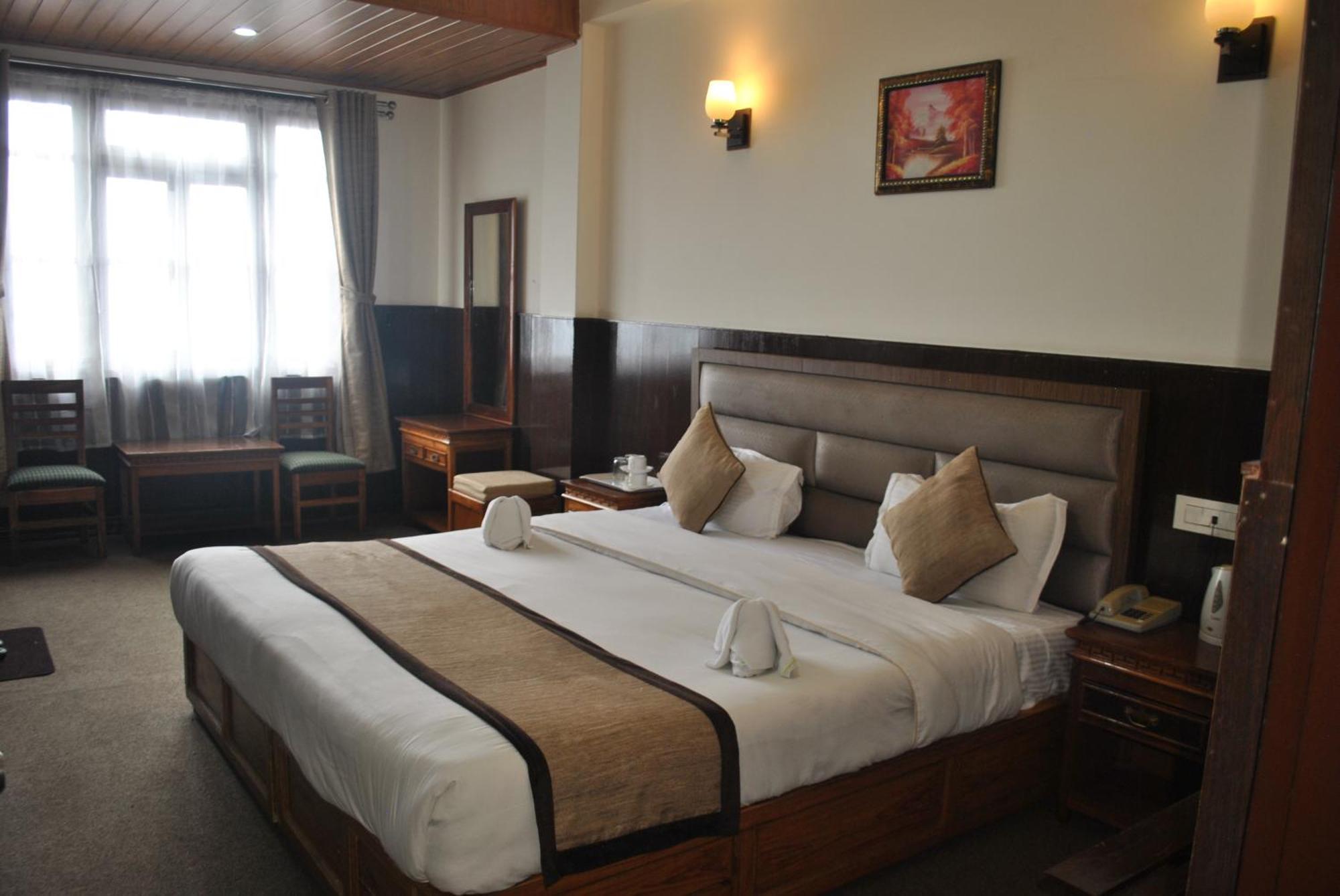 Hotel Kasturi Palace & Restaurant Darjeeling Darjeeling  Eksteriør bilde