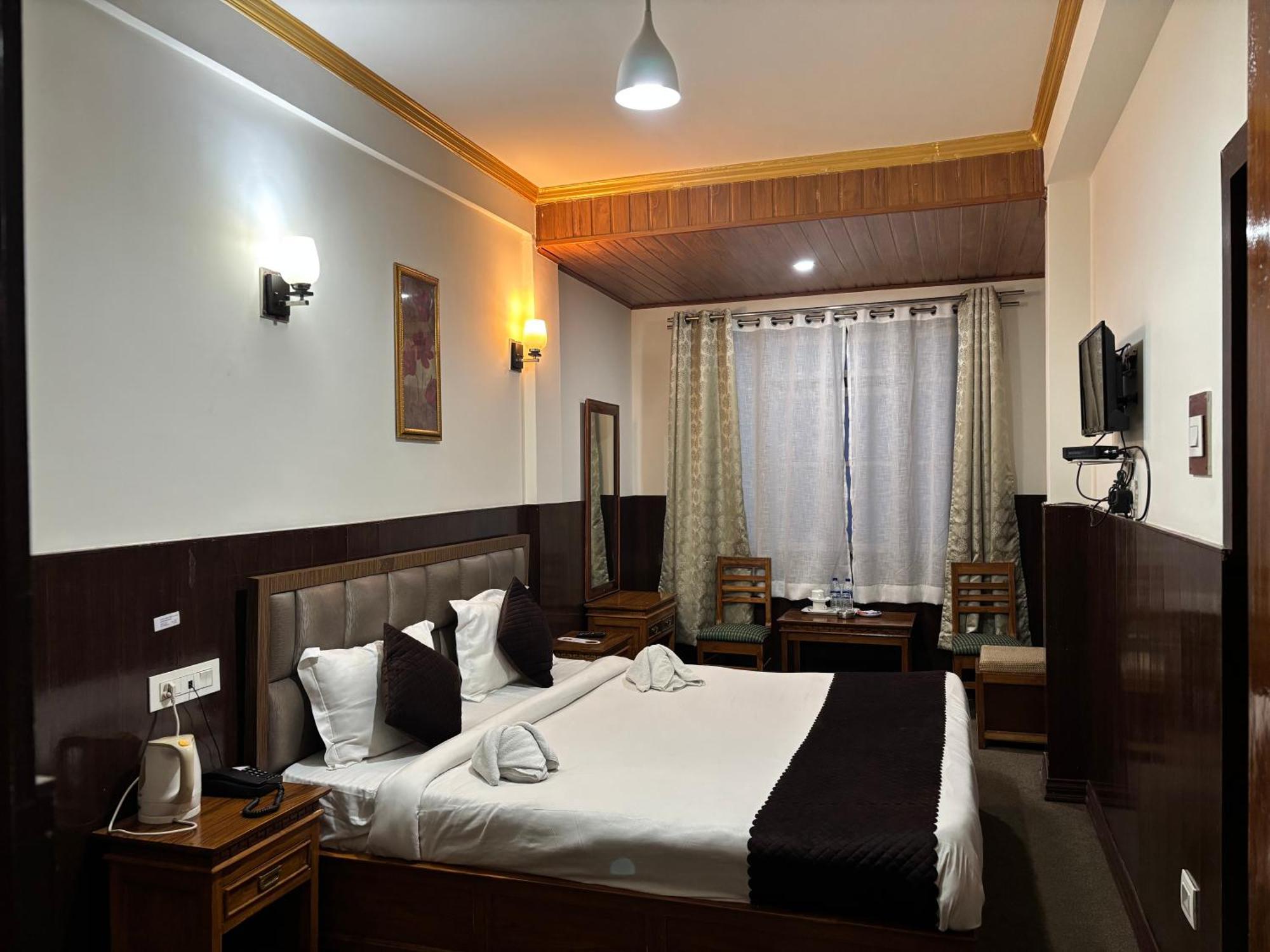 Hotel Kasturi Palace & Restaurant Darjeeling Darjeeling  Eksteriør bilde