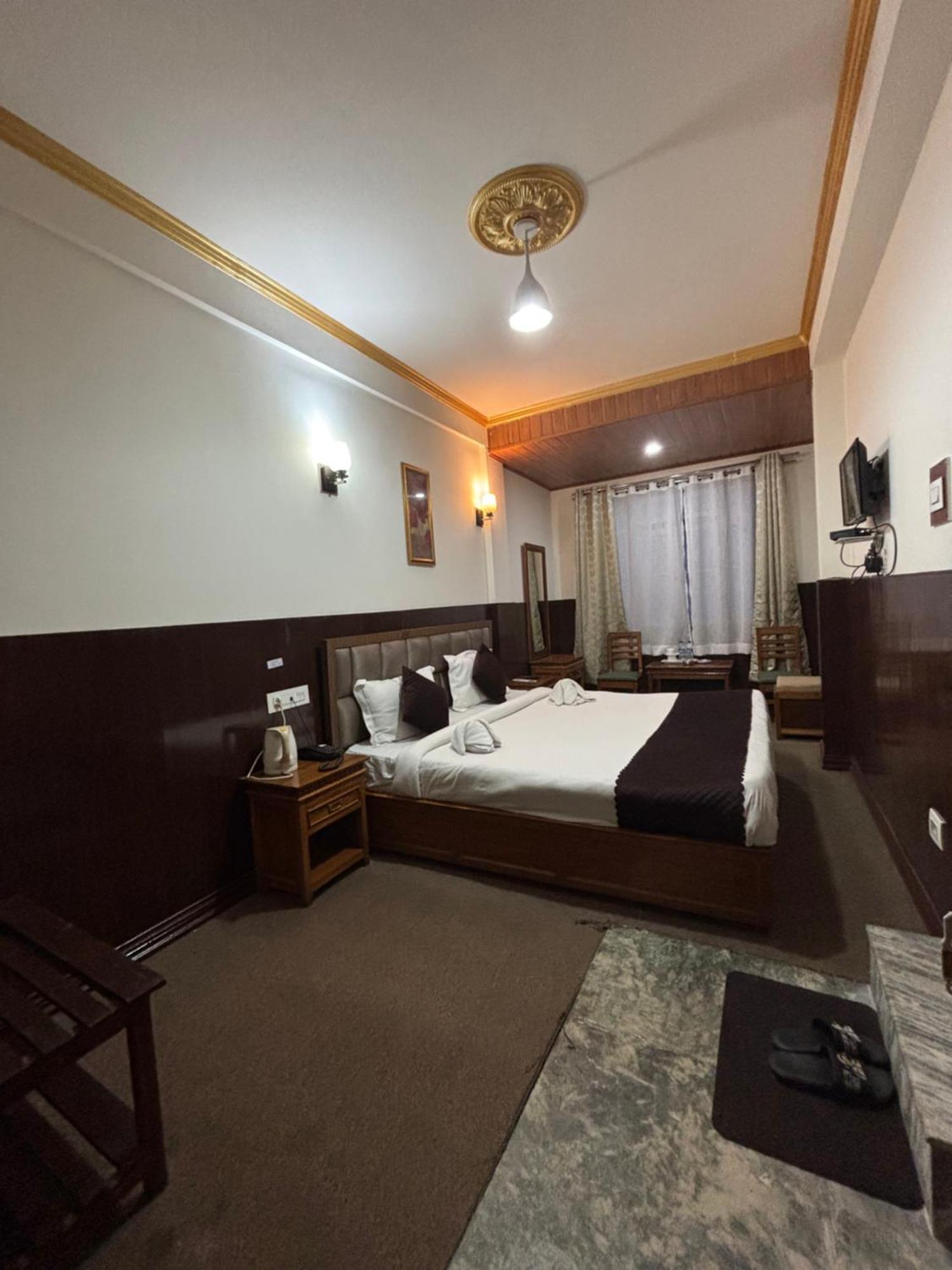 Hotel Kasturi Palace & Restaurant Darjeeling Darjeeling  Eksteriør bilde