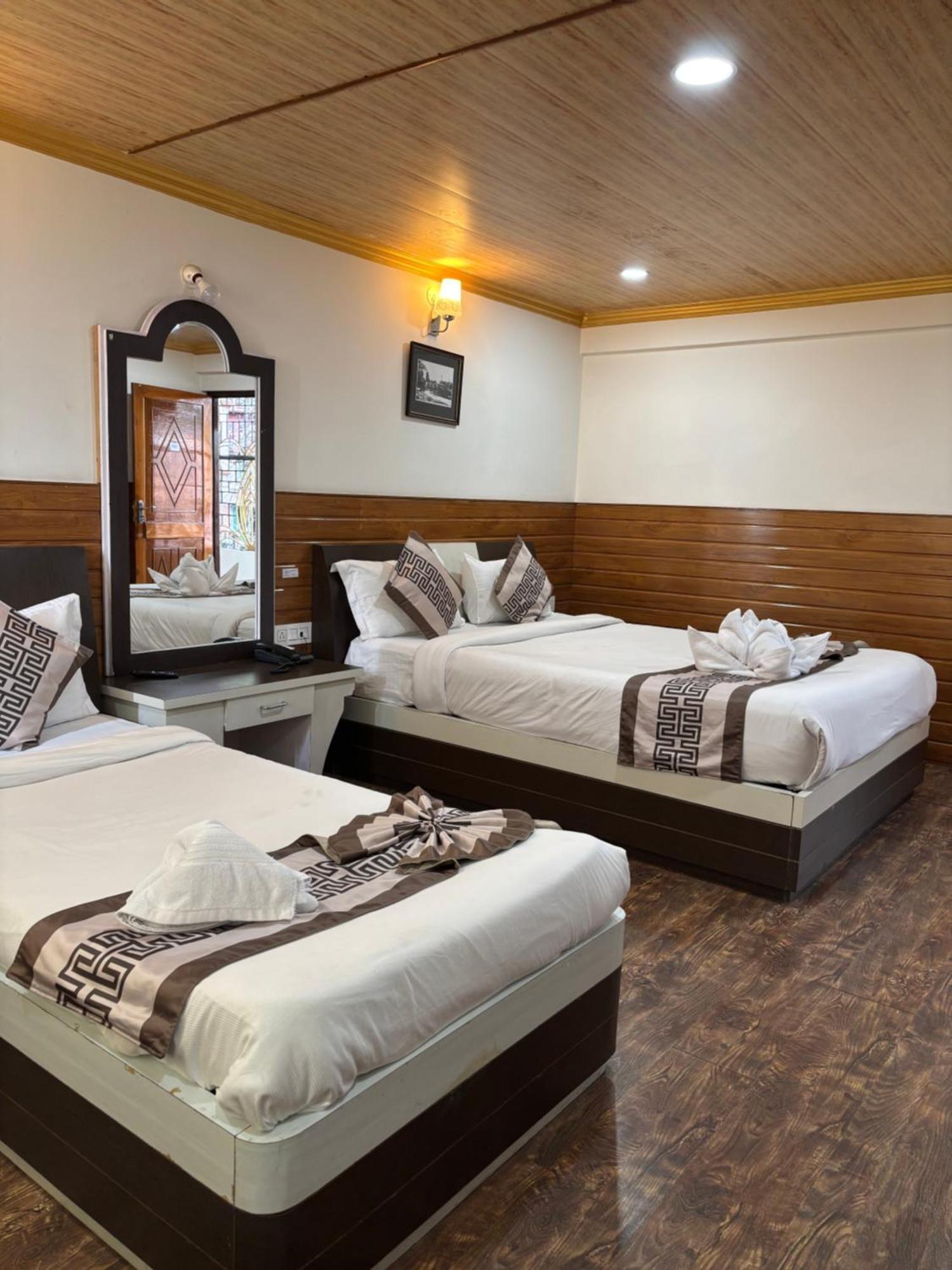 Hotel Kasturi Palace & Restaurant Darjeeling Darjeeling  Eksteriør bilde