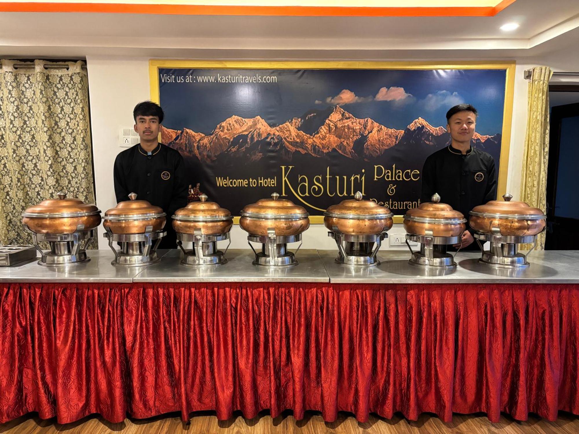 Hotel Kasturi Palace & Restaurant Darjeeling Darjeeling  Eksteriør bilde